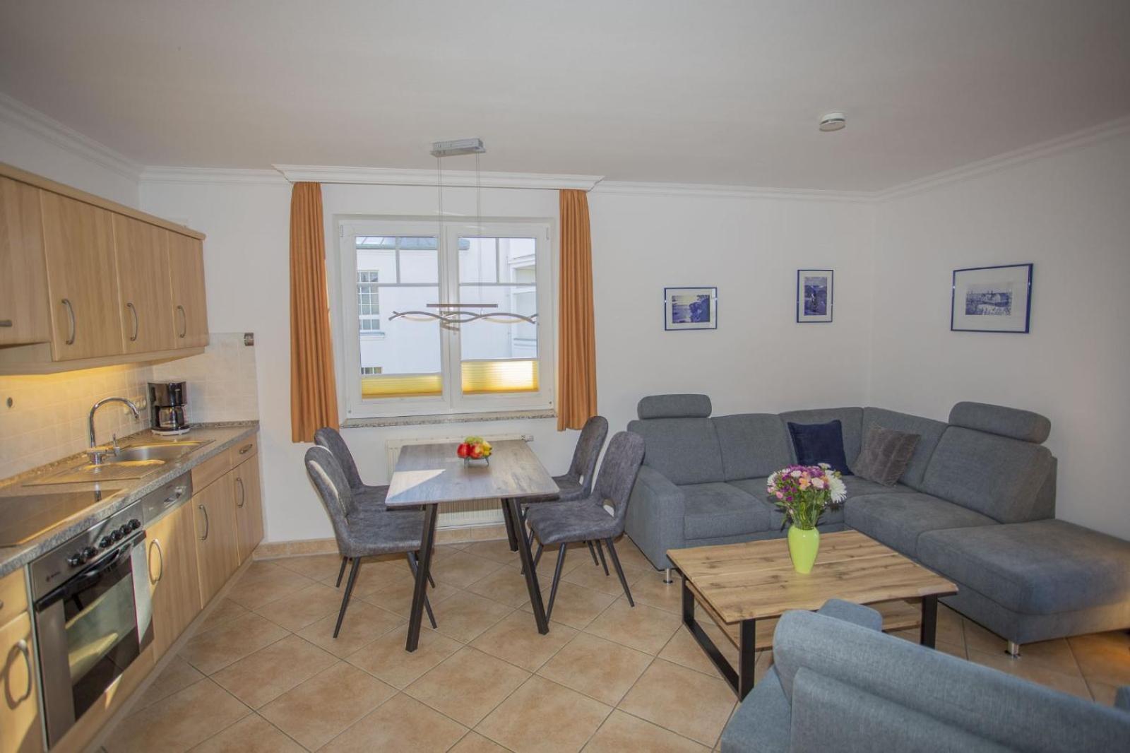 Ferienhaus Zum Suedstrand Sellin  Exterior photo
